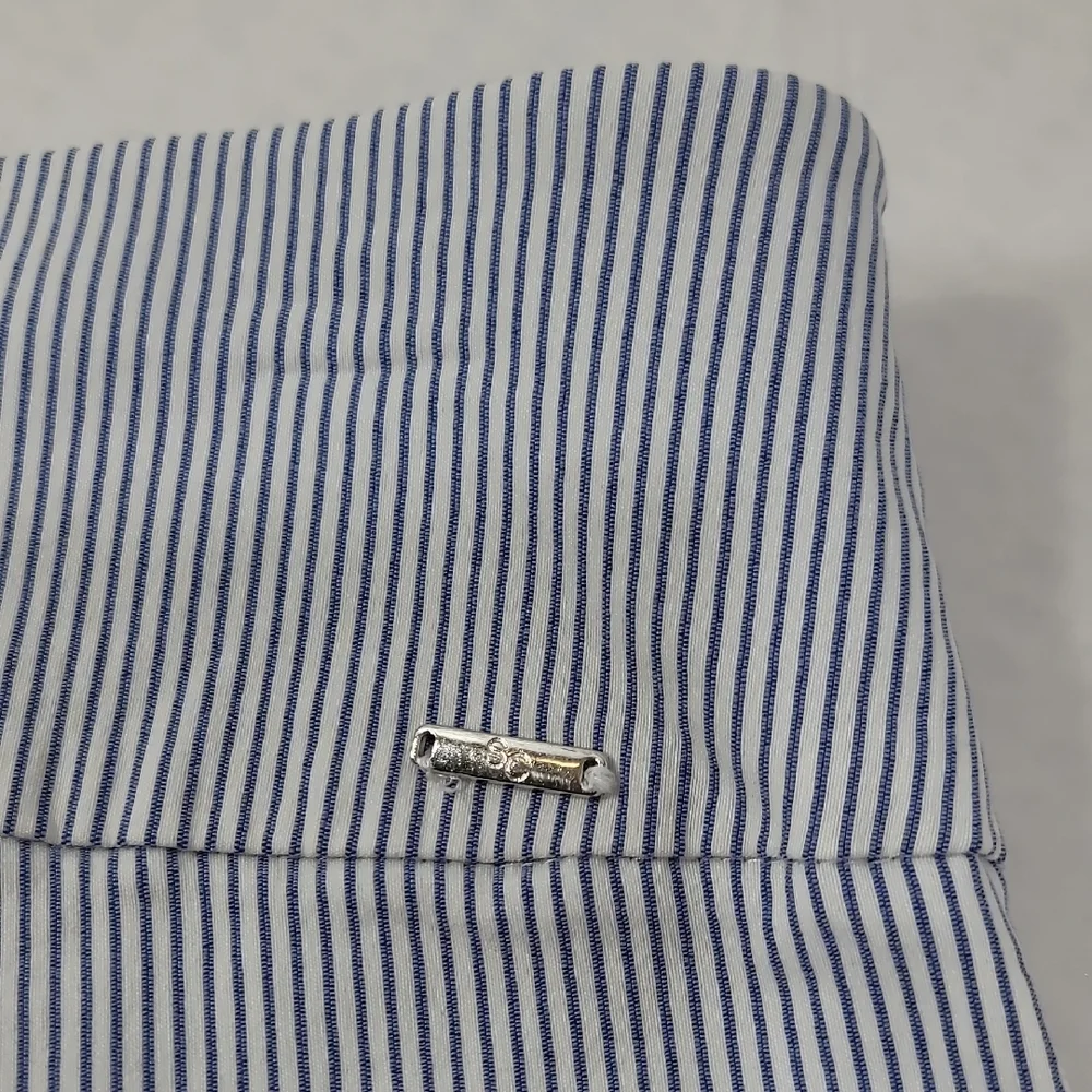Blue and White Striped Capris with Classic Style - Picture 6 of 8